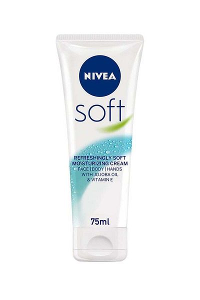 NIVEA Soft Moisturizing Cream, Refreshing Tube 75ml