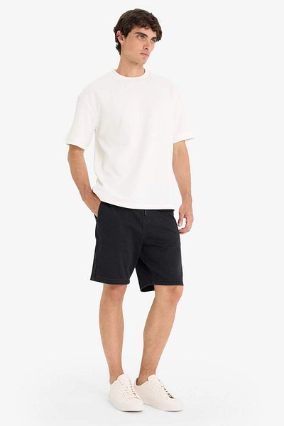 DeFacto Regular Fit Ελαστική μέση Άνετη εφαρμογή Jean Bermuda Shorts E4552AX25SM