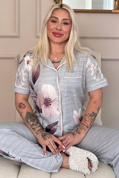 Pijamaevi Gris Magnolia Patterned Bamboo Front Button Short Sleeve Pajama Set