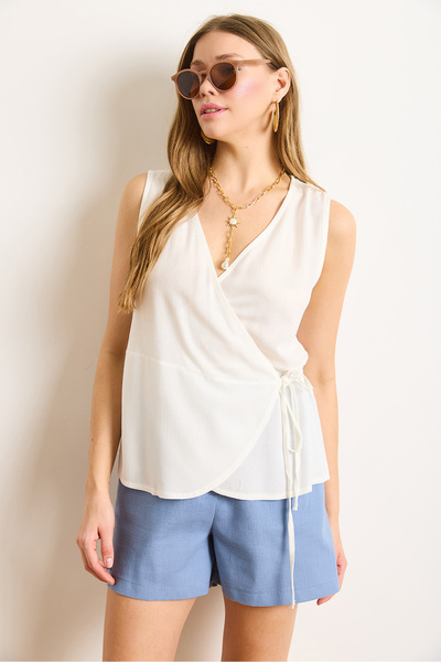 Olalook Women's White Lace Detailed Wrapped Flowy Viscose Blouse Blz-19003026