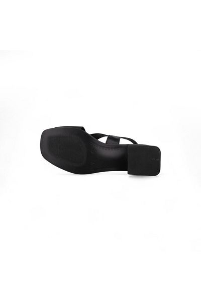 M.P. Women's daily sandals - black, leather