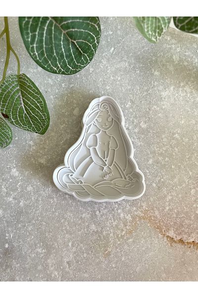 By Selen Suyolcu Rapunzel Cookie Stamp and Cutter - 8cm