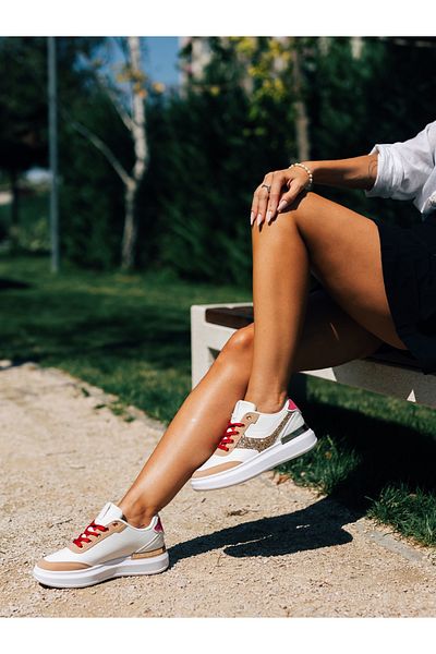 Kalapod Women's white and gold sports shoes made of eco-leather Samya