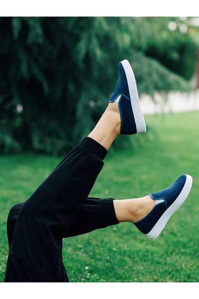 Kalapod Pantofi sport dama albastri inchis din material textil Lorinda