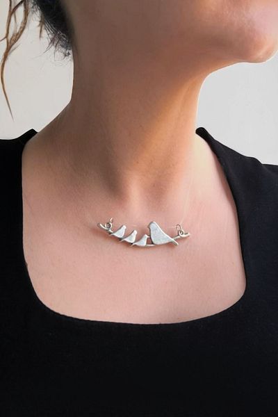 Pointmod Bird Family Design Antique Cast Hidden Rope Ghost Necklace