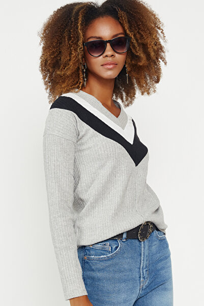 Hopoi Women's Color Block V-Neck Blouse