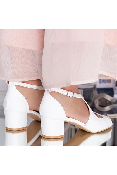 Kalapod Women's white sandals made of organic leather Dulena