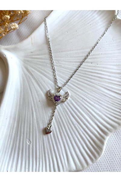 saren aksesuar & takı قلادة نسائية من الفولاذ مع تفاصيل قلب مجنح من الملاك