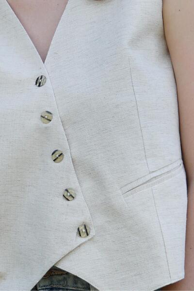 Defne&Apollon İpekçilik Natural Textured Linen-Cotton Vest – Asymmetric Button and Back Tie Detail
