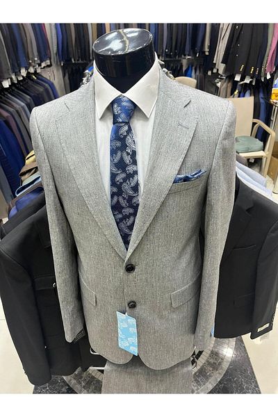 Querinca Linen Suit