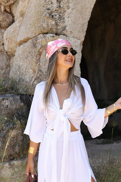 bytugcekaya White Standard Size Muslin Tie-Up Blouse