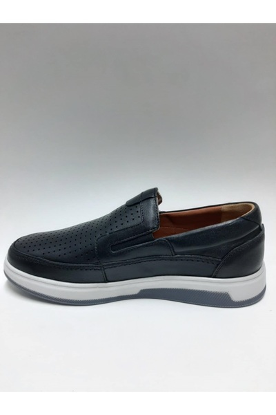 Bemsa HAKİKİ DERİ BAĞCIKSIZ GÜNLÜK SİYAH YAZLIK ERKEK AYAKKABI