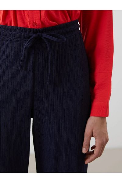 LC Waikiki Elastic Waist Textured Women's Trousers