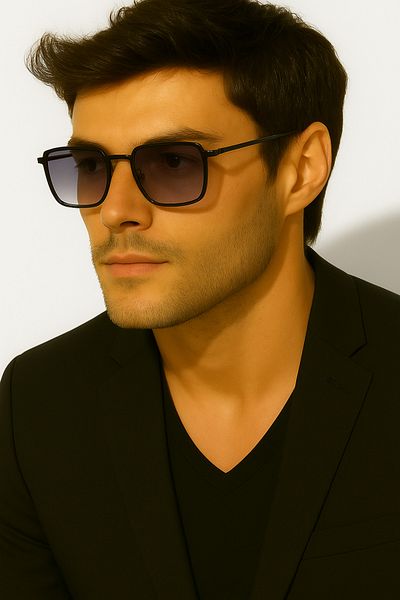Merand Small Square Black Frame Black Glass Minimal Sunglasses High Quality Ce Certificate