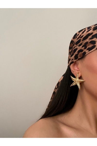 Kadın Altın Renkli Deniz Yıldızı Küpe