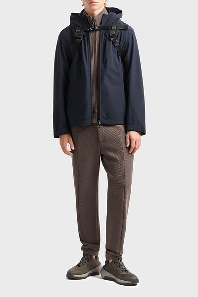 Emporio Armani Water Repellent Regular Fit Windproof Hooded Coats Men Coat Em000818 Af13090 Ub118