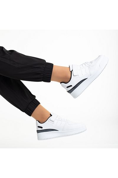 Kalapod Women's white and black sports shoes made of eco-leather Colter