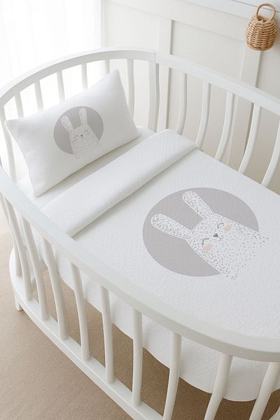 Tuğba Kuğu Pike Set - Pure Baby - White Rabbit with Gray Background - 60 X 100 cm