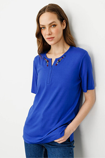 Desen Bluză minimalistă pentru femei, cu mâneci scurte, cu decolteu în V, bro...