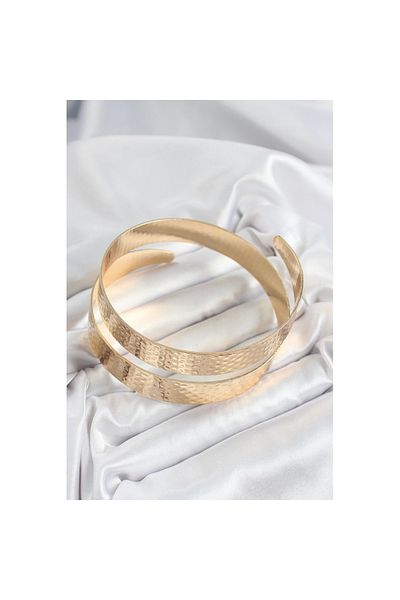 Skygo Brass Forged Pattern Gold Color Women's Pazu Bracelet - Tj-Bb7197