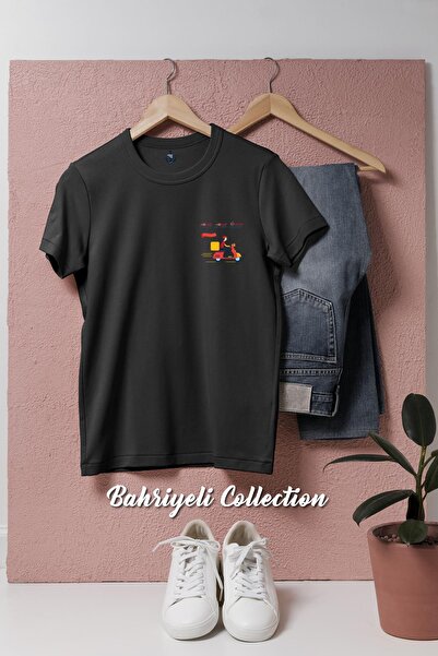 bahriyeli.jpeg Tricou unisex cu design pentru buzunar Fast Moto Courier supra...