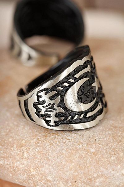 Moco Double Crescent Figured Square Smoked Gray Color Adjustable Men's Ring