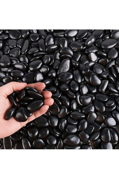 Generic Natural Polished Black Pebbles for Decoration Multi Purpose 2kg