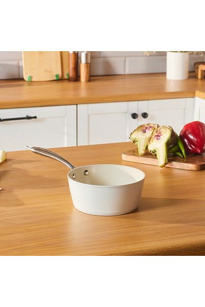 Karaca Swiss Crystal Almond Cream Stielkasserolle mit Edelstahlgriff 18 cm
