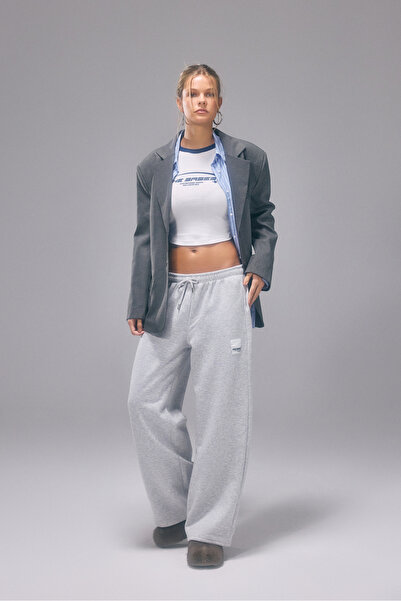 bases. Γυναικείο φούτερ με φλις εσωτερικά και ρίγες στο πλάι