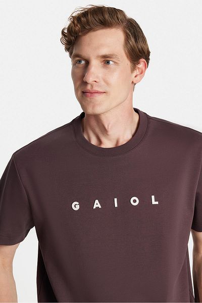 Tudors Ανδρικό μπλουζάκι Relax Fit Casual Cut Βαμβακερό μπροστινό και πίσω μέρος με λεπτομέρεια στάμπα με λαιμόκοψη καφέ