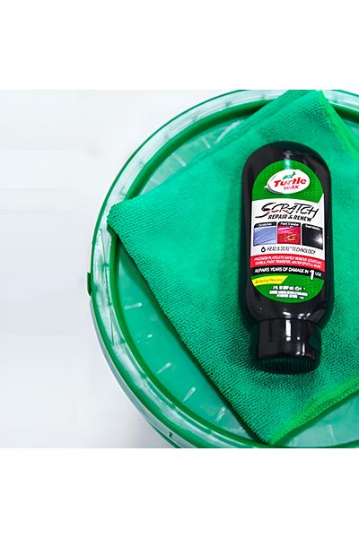 Turtle Wax Scratch Repair and Renew 7oz