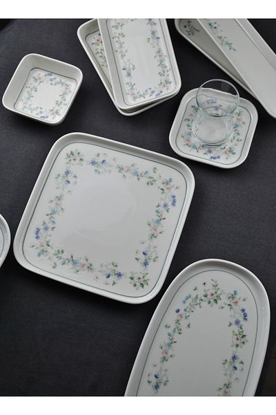 Qualitev 29 Piece Porcelain Square Floral Breakfast Set Patterned Breakfast Set-Garden