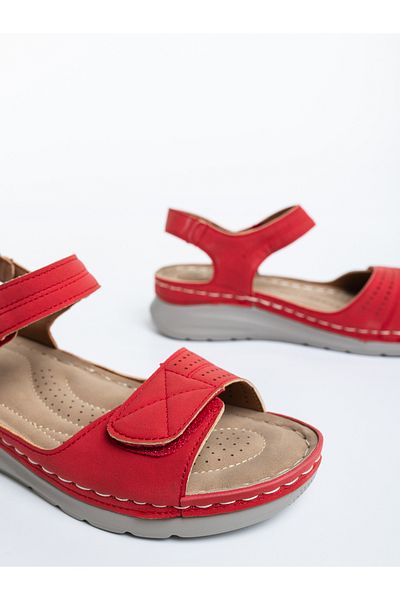 Kalapod Women's red sandals made of organic leather Vadara