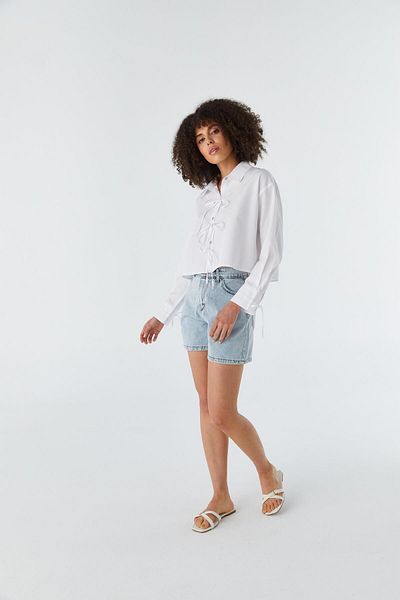 Shopping Shop Cămașă crop cu șireturi cu fundă ALBĂ