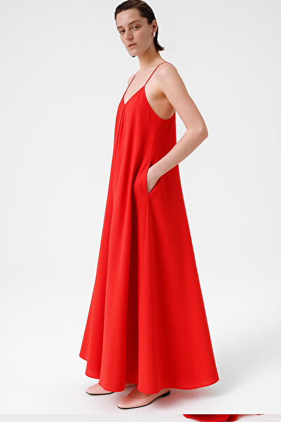 Triko Mısırlı Nar Çiçeği İnce Askılı V Yaka Uzun Elbise