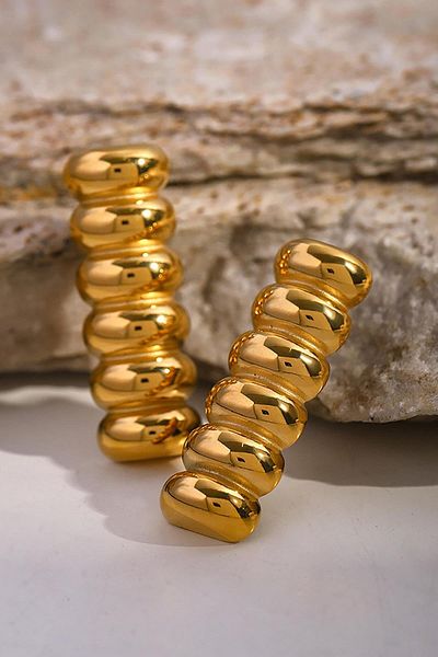 TAKIŞTIR أقراط معدنية ذهبية اللون (زوج)