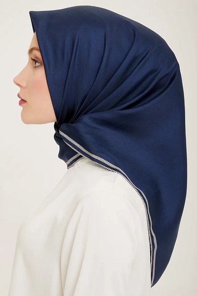 Belli Eșarfă din mătase twill 4009D Culoare uni Bleumarin-12