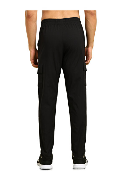 Technosport By Styli Men Solid Relaxed Fit Cargo Pants with TS FLEXI