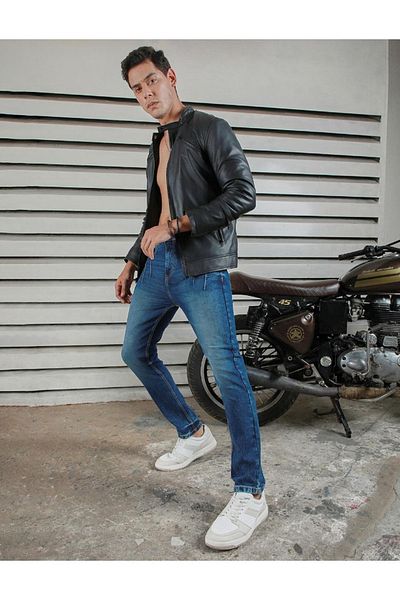 High Star By Styli Mid Rise Faded Regular Fit Jeans