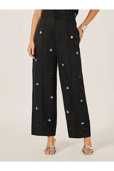 Styli Embroidered Mid Rise Tapered Trouser