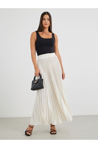 Styli Pleated Elasticated Waistband Maxi Skirt