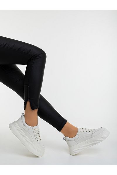 Kalapod Women's white sports shoes made of natural leather Fayla