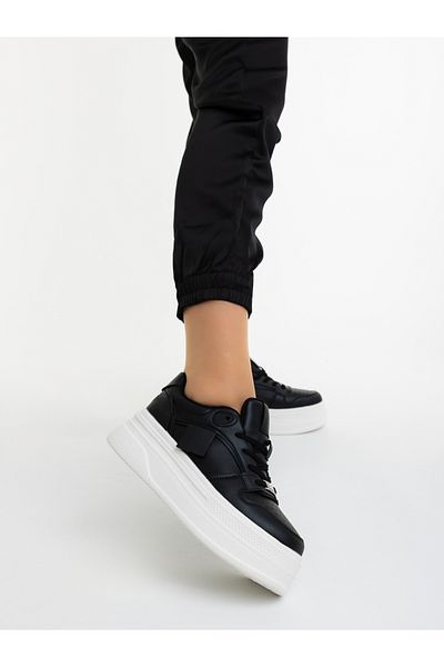 Kalapod Women's black and white sports shoes made of eco-leather Alamara
