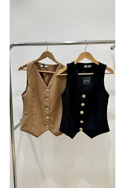 Sachistanbul Button Detailed Vest