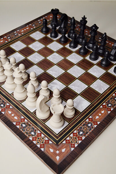 deslorsque Ahşap Sedefli Mozaik Desenli Satranç Takımı 34x34cm