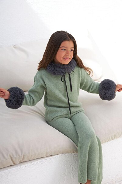 Marka Sensin Kids Girl's Removable Collar and Sleeve Furry Sweater Trousers Knitwear Set