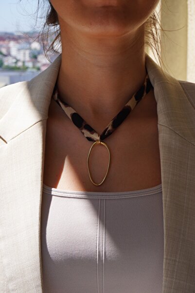 Rumon Leopar Desenli Kumaş Oval Uç Kolye