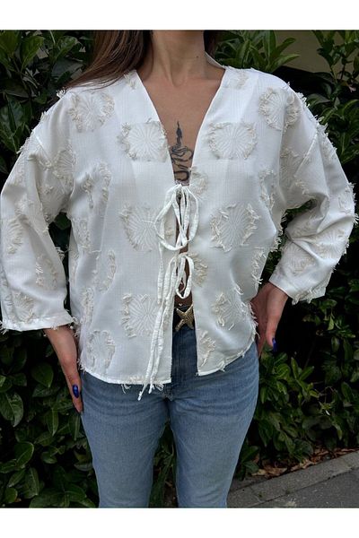 Laressi Kimono din in jacquard cu dantelă în față