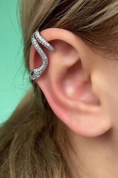 Mutenaura Luxury Imported Ear Cuff with Stone Detail