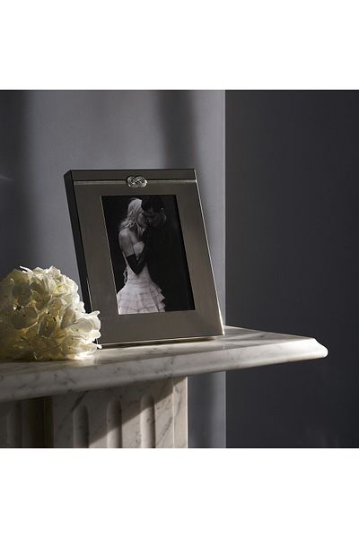 Wedgwood Infinity Vera Wang Silver-Plated Photo Frame 12x17 cm